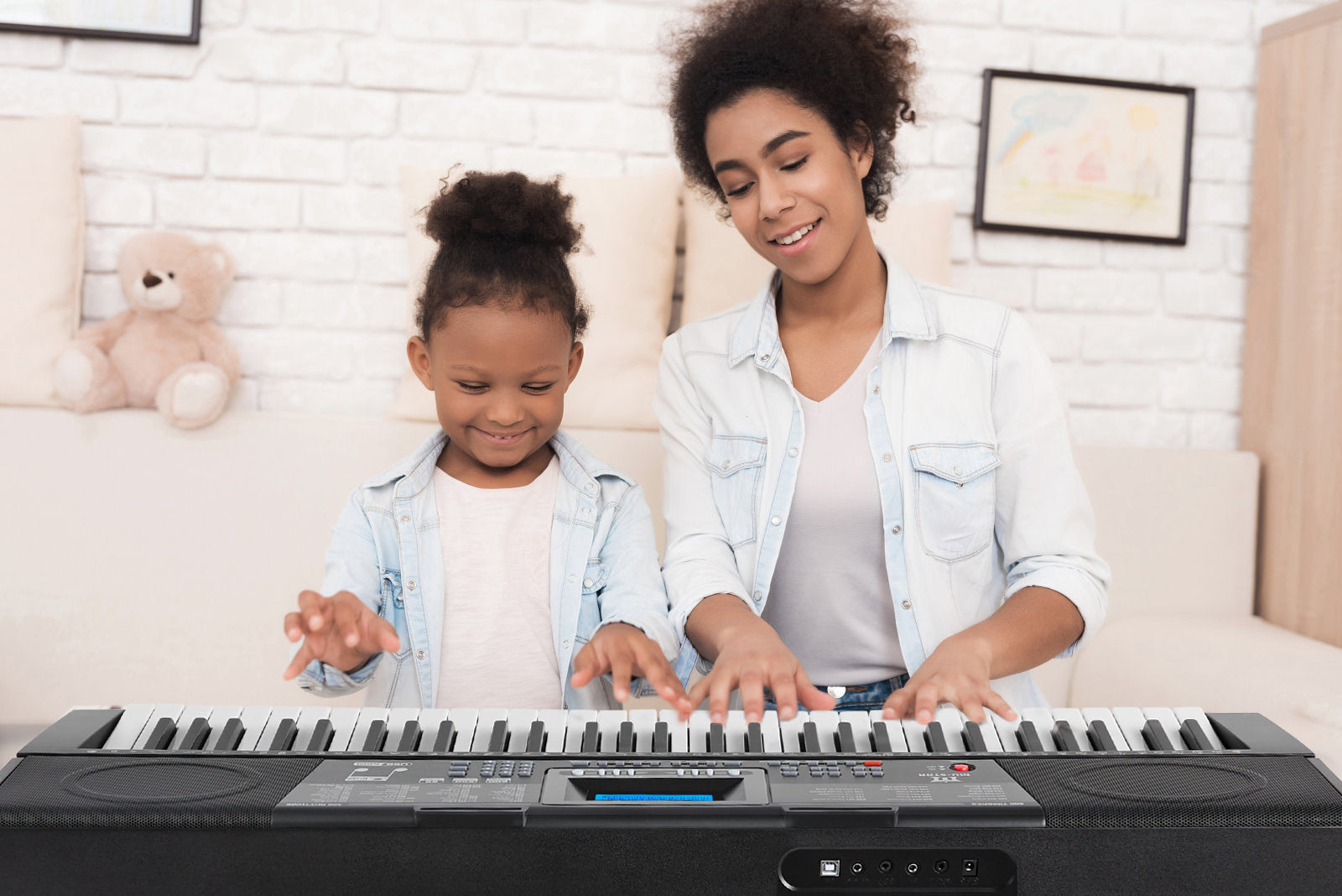 MUSTAR MEKS-500, 61 Key Piano Keyboard, Learning Electric Piano Keyboard, Lighted Up Keys, Teaching Modes, Corded Electric and Battery Powered, for Beginners Black, Gifts