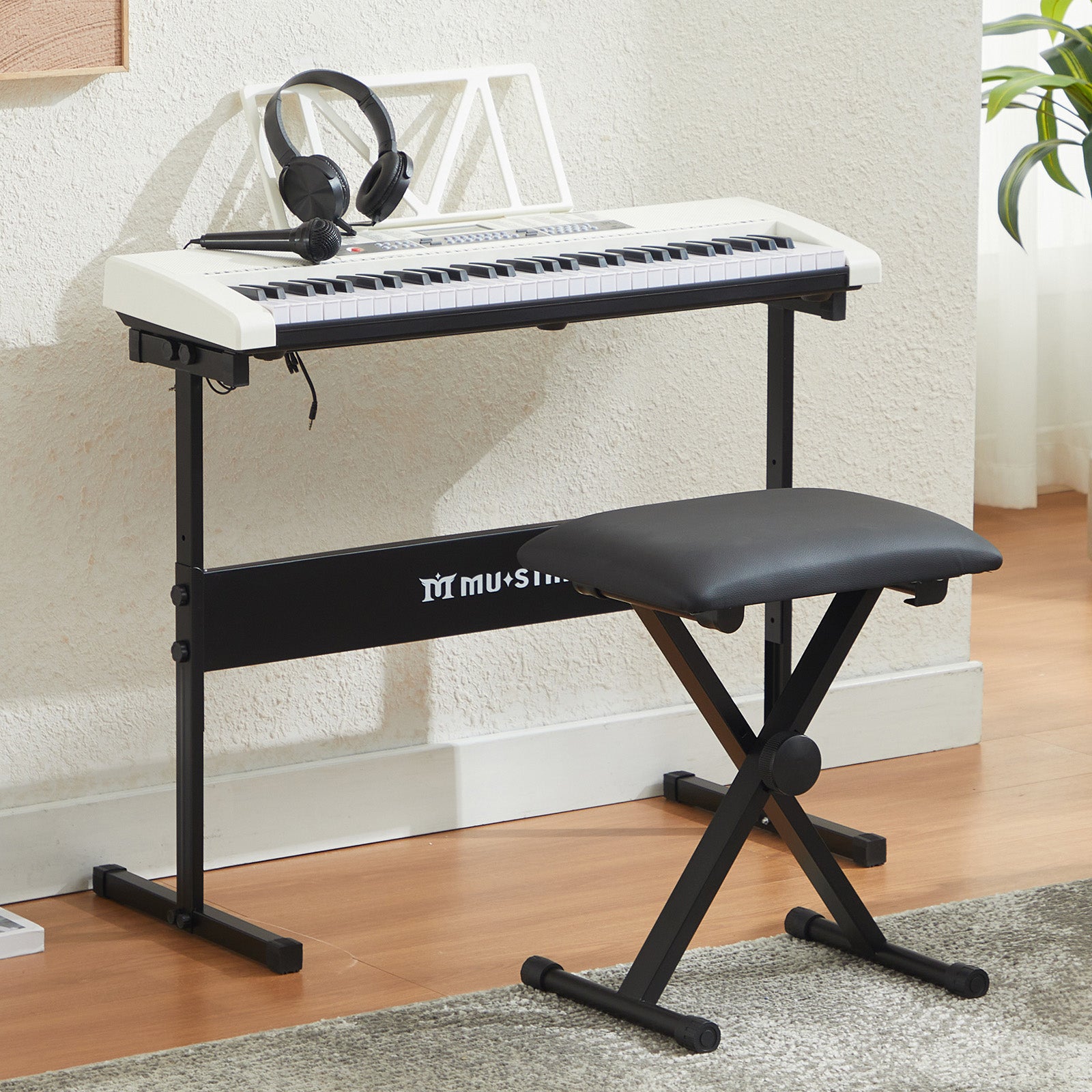 MUSTAR MEKS-900, 61 Key Learning Piano Keyboard, With Lighted Up Keys, For Beginners, White